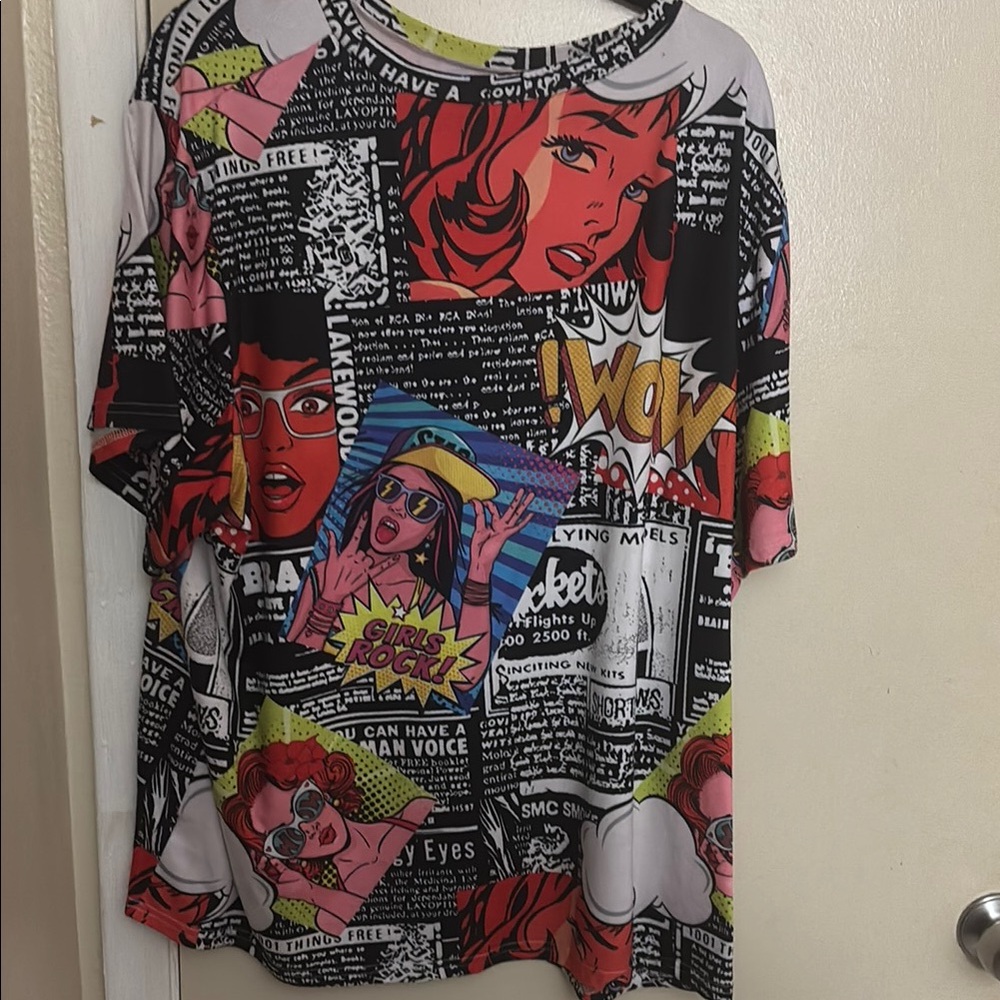 SHEIN Red and Black Graphic T-Shirt Relaxed Fit